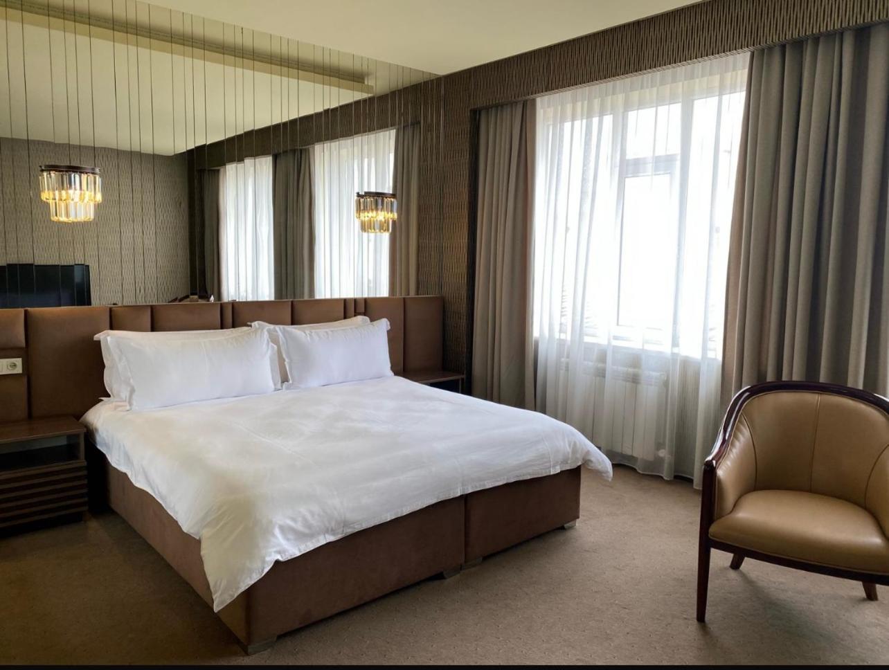 Barhat Hotel & Spa Taraz Dış mekan fotoğraf