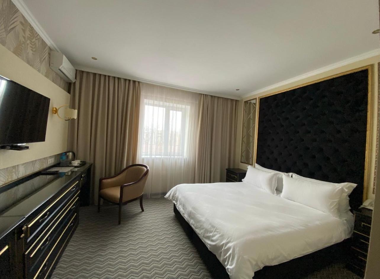 Barhat Hotel & Spa Taraz Dış mekan fotoğraf