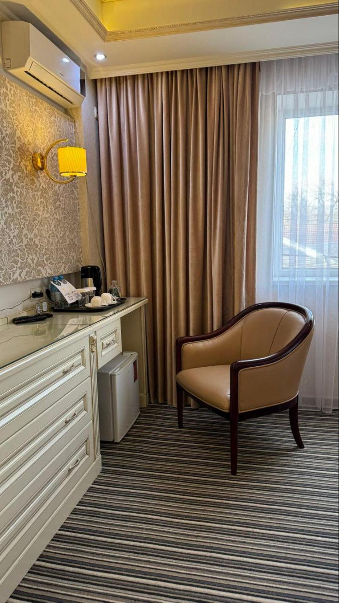 Barhat Hotel & Spa Taraz Dış mekan fotoğraf